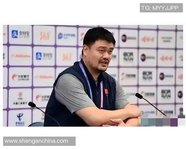 李亚鹏与姚明的友谊缘于此事：从篮球场到影视圈的跨界合作与人生哲学