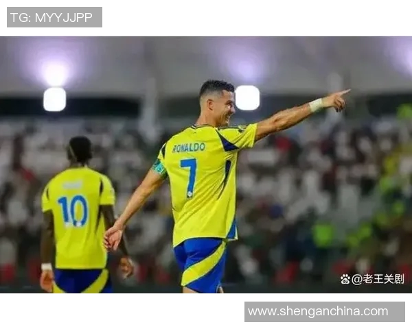 66号足球明星后卫的传奇之路与辉煌成就揭秘