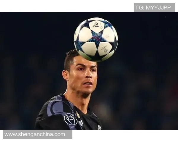 足球明星裤衩压瓦引发热议网友热评背后的趣味因为为此事与文化解读