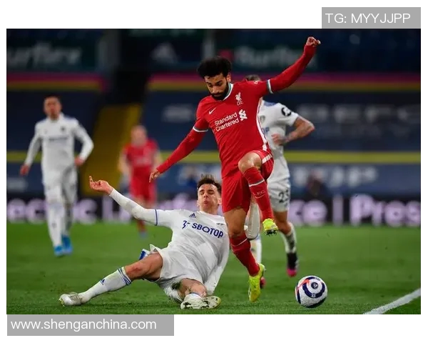 利物浦与利兹联全部场精彩对决回顾与赛后分析