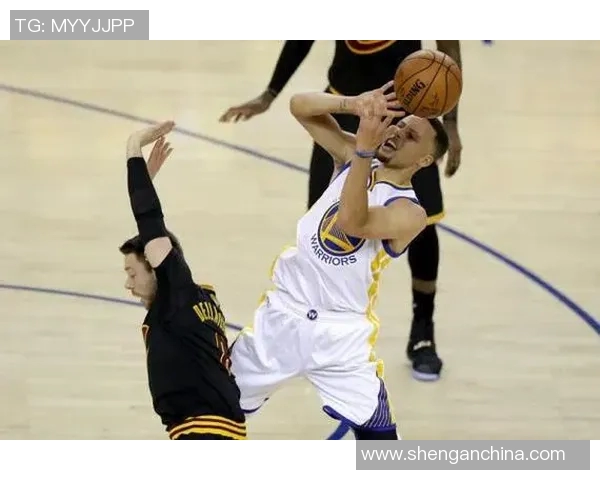 篮球明星哨的精彩瞬间与背后的所以事揭秘篮球场上的传奇与荣耀